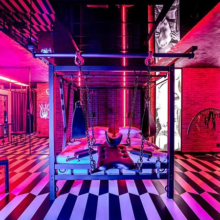 Nikisz Red Bdsm Apartamento Katowice