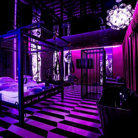 Nikisz Red Bdsm * Katowice